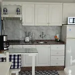 Your Private Ocean View Apartment *